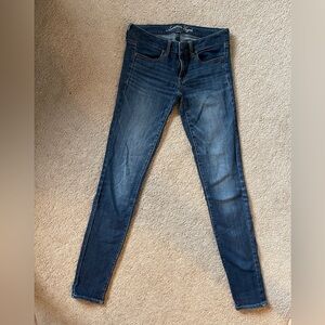 American Eagle dark denim stretch jeggings